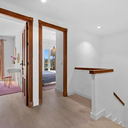 Vakantiehuis Front Line Townhouse *