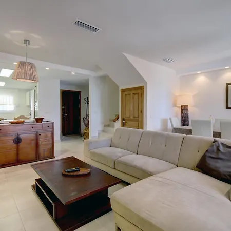 Front Line Townhouse * Estepona