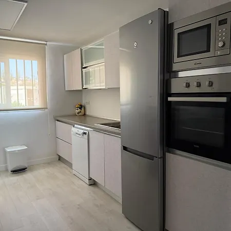 Front Line Townhouse Holiday home