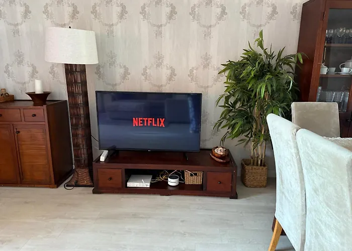 Front Line Townhouse Holiday home *