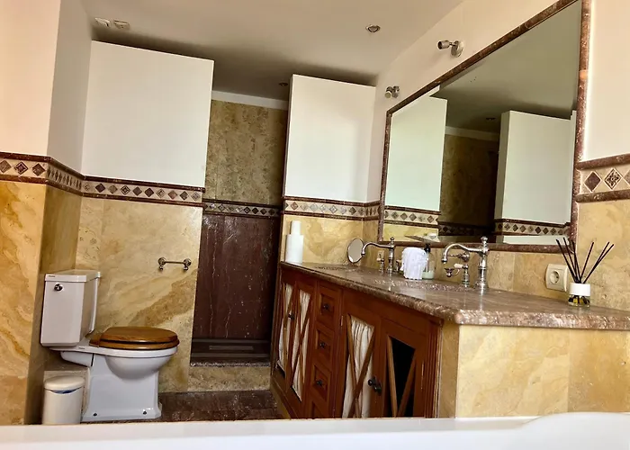 Holiday home Front Line Townhouse *