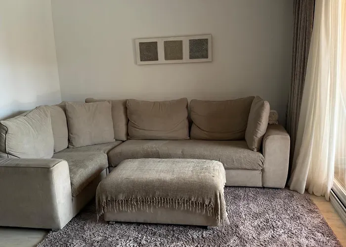 Front Line Townhouse *