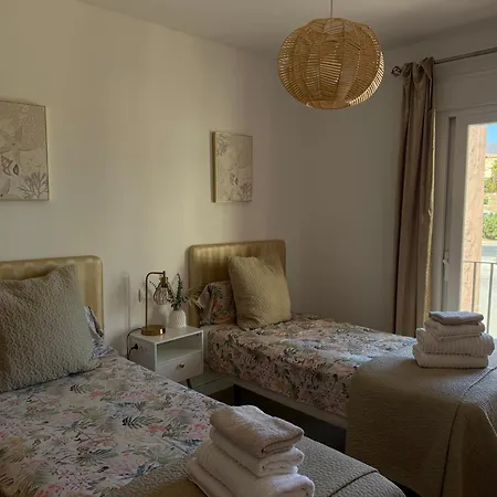 Front Line Townhouse Hébergement de vacances Estepona