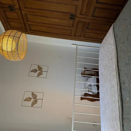 Front Line Townhouse Hébergement de vacances