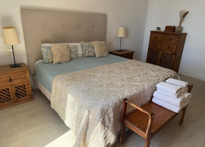 別荘 Front Line Townhouse *