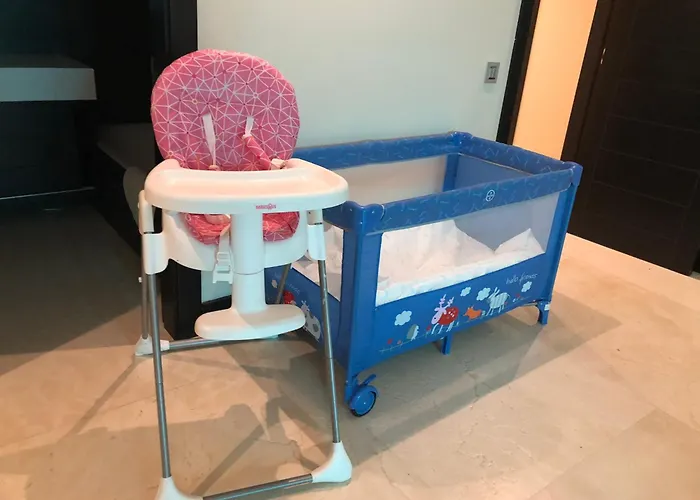 Front Line Townhouse 別荘 *